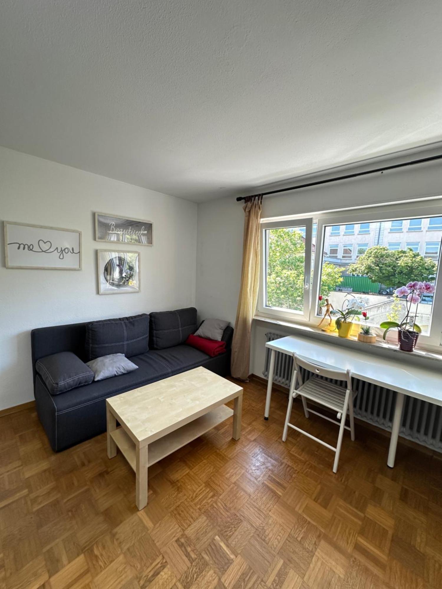Ferienwohnung Renovated Flat - Prime Location Near Marienplatz Stuttgart Exterior foto
